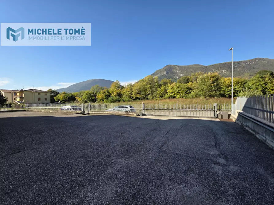 Immagine 10 di Capannone industriale in vendita  in via papa giovanni xxiii a Caprino Veronese