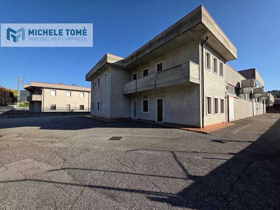 Immagine 15 di Capannone industriale in vendita  in via papa giovanni xxiii a Caprino Veronese