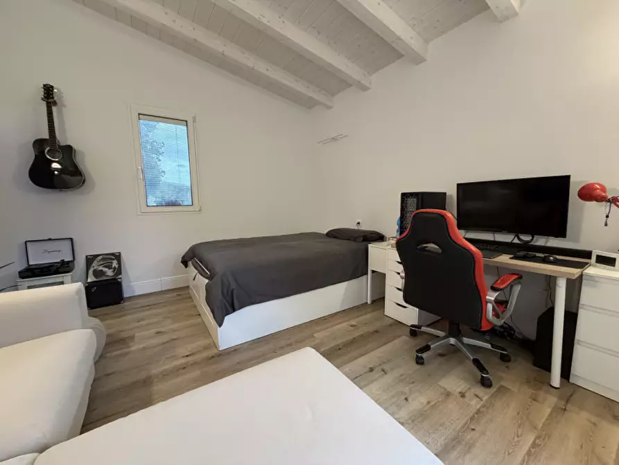 Immagine 28 di Casa indipendente in vendita  a Senigallia