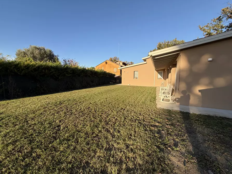 Immagine 35 di Casa indipendente in vendita  a Senigallia