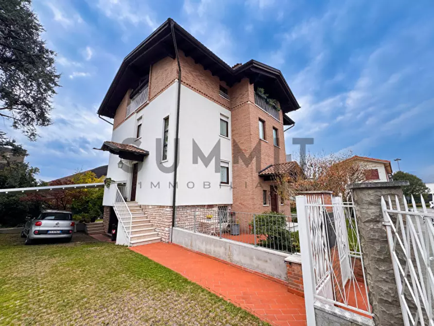 Immagine 3 di Casa bifamiliare in vendita  in schio santa croce a Schio