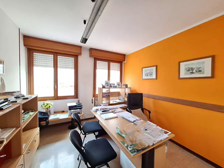 Immagine 6 di Ufficio in vendita  in Via Umberto I a Rovigo