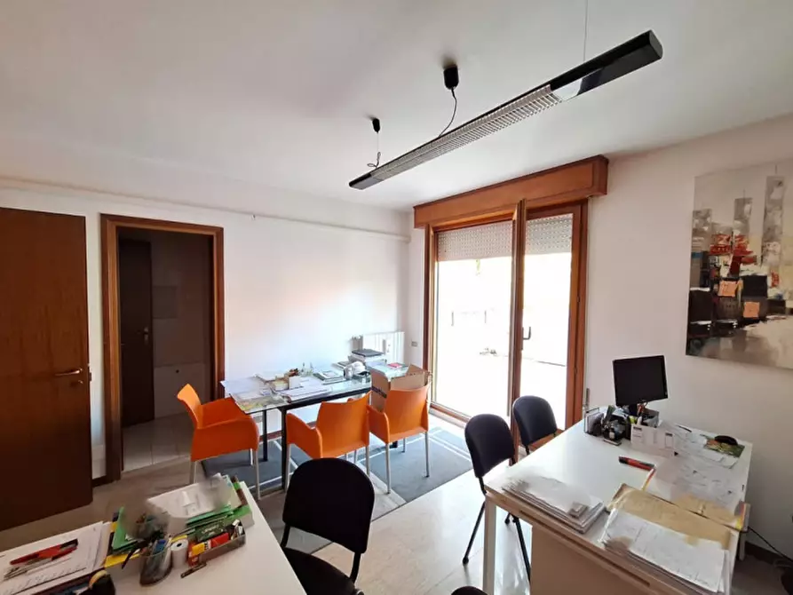 Immagine 9 di Ufficio in vendita  in Via Umberto I a Rovigo