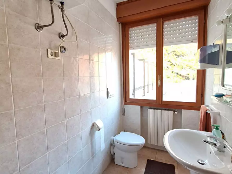 Immagine 11 di Ufficio in vendita  in Via Umberto I a Rovigo