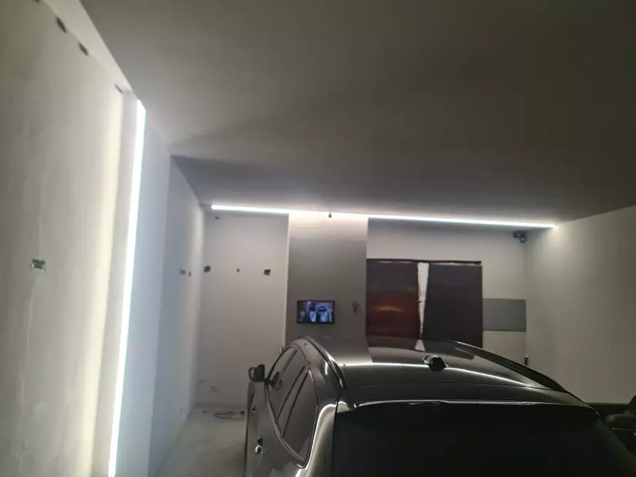 Immagine 8 di Garage in vendita  in VIA CAMALEONTE 18 a Ferrara