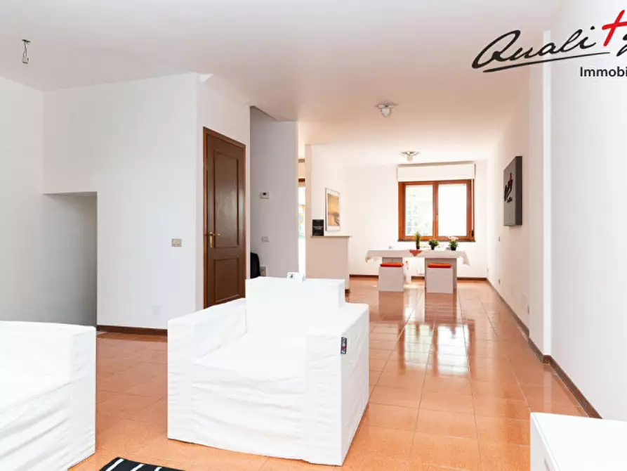 Immagine 6 di Villetta a schiera in vendita  in Via Franco Gentilini a Roma