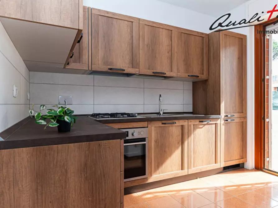 Immagine 11 di Villetta a schiera in vendita  in Via Franco Gentilini a Roma