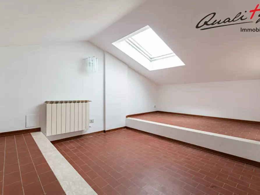 Immagine 36 di Villetta a schiera in vendita  in Via Franco Gentilini a Roma