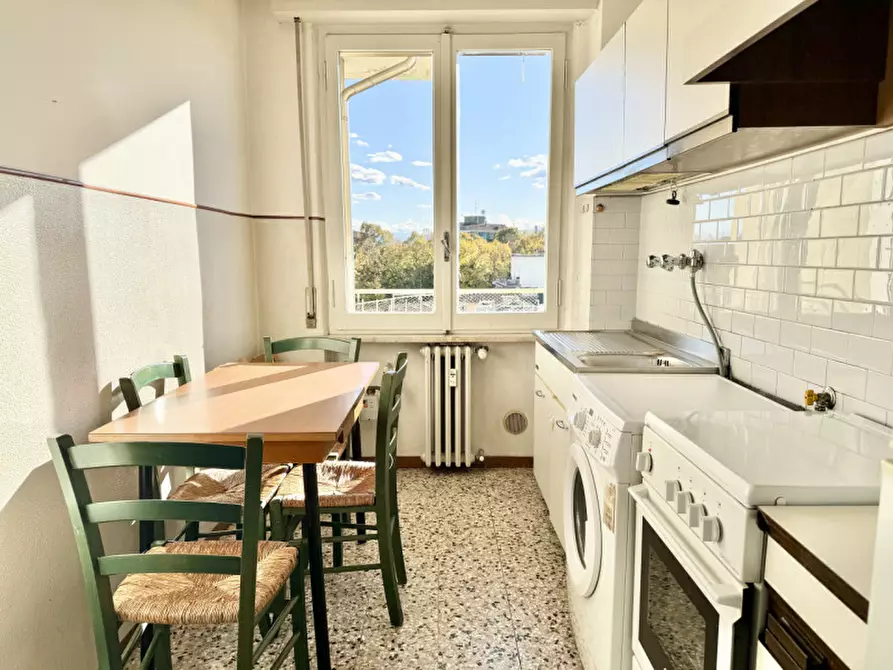 Immagine 5 di Appartamento in vendita  in Via Volturno a Parma