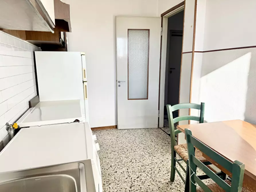 Immagine 6 di Appartamento in vendita  in Via Volturno a Parma