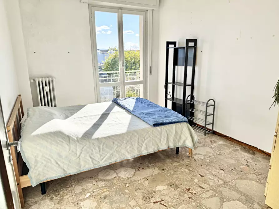 Immagine 9 di Appartamento in vendita  in Via Volturno a Parma