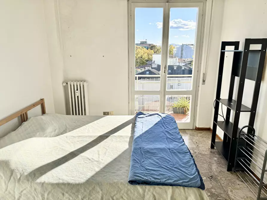 Immagine 10 di Appartamento in vendita  in Via Volturno a Parma