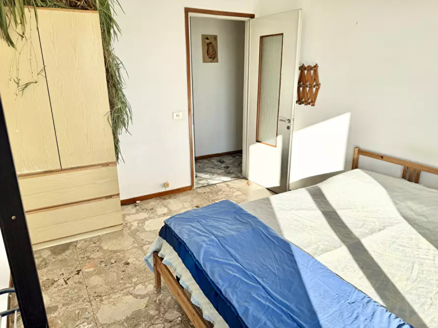 Immagine 11 di Appartamento in vendita  in Via Volturno a Parma