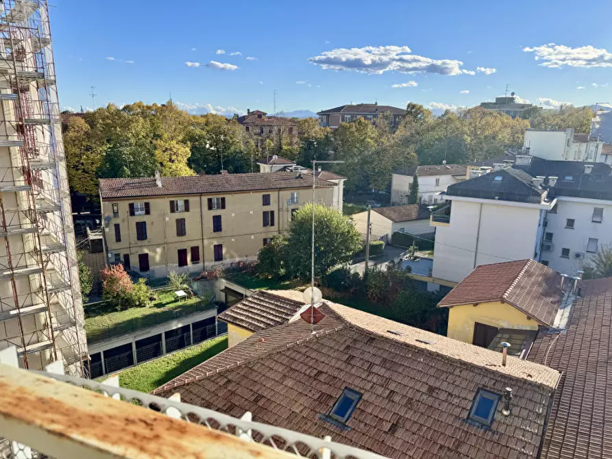 Immagine 16 di Appartamento in vendita  in Via Volturno a Parma