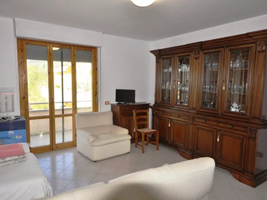 Immagine 2 di Appartamento in vendita  in Levane a Bucine