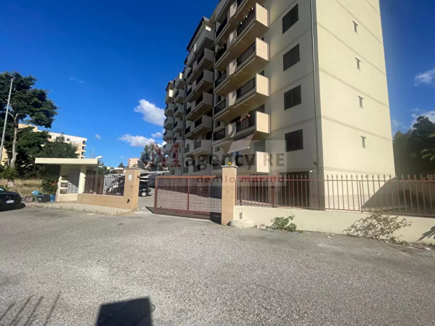 Immagine 3 di Appartamento in vendita  in via ciccarello 113 a Reggio Di Calabria