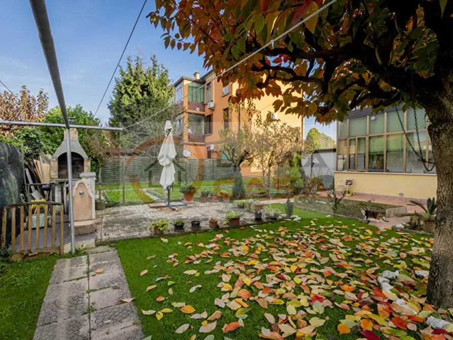 Immagine 1 di Appartamento in vendita  in Via Giovanni Demin a Padova