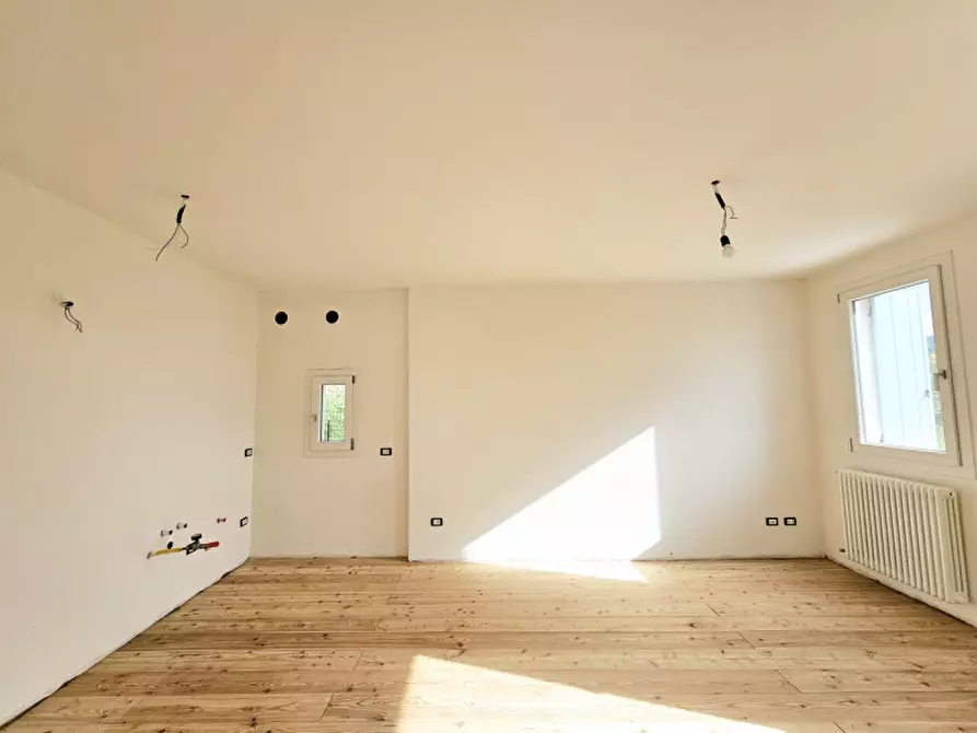 Immagine 5 di Appartamento in vendita  in VIA SOSTEGNO a Este