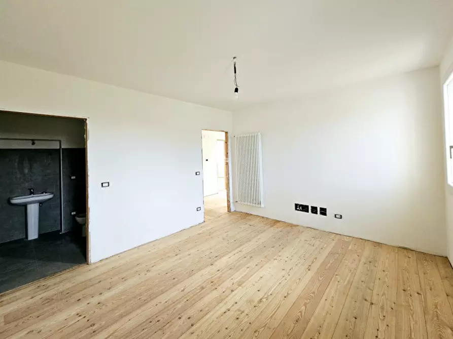 Immagine 7 di Appartamento in vendita  in VIA SOSTEGNO a Este