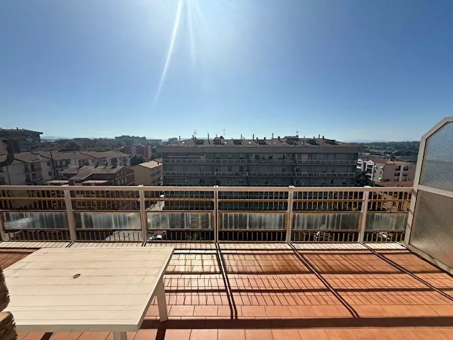 Immagine 12 di Attico in vendita  a Perugia