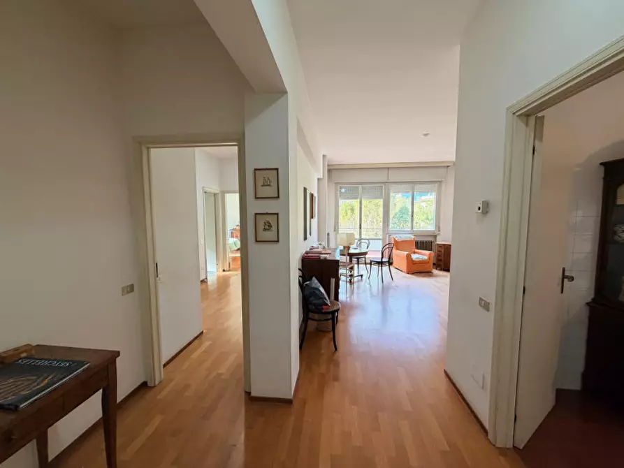 Immagine 2 di Appartamento in vendita  a Senigallia