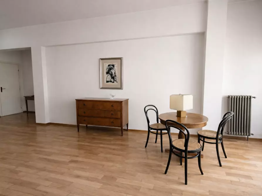 Immagine 3 di Appartamento in vendita  in Via Bramante a Senigallia