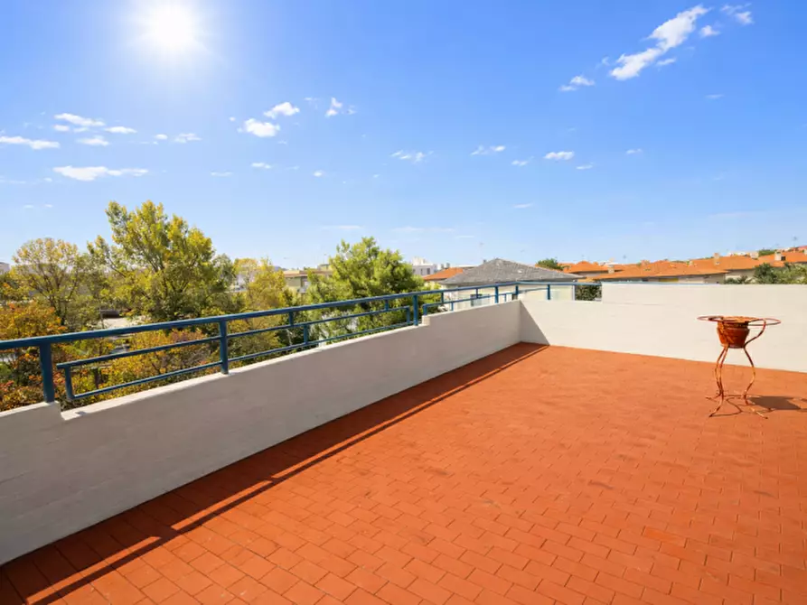 Immagine 6 di Appartamento in vendita  in Via Bramante a Senigallia