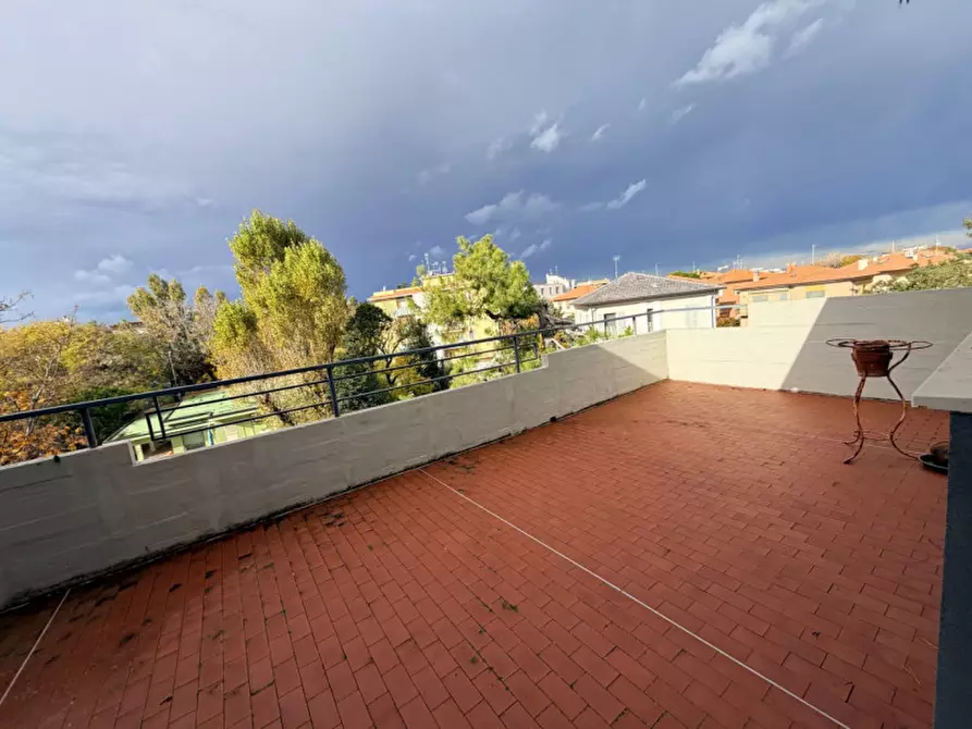 Immagine 6 di Appartamento in vendita  a Senigallia