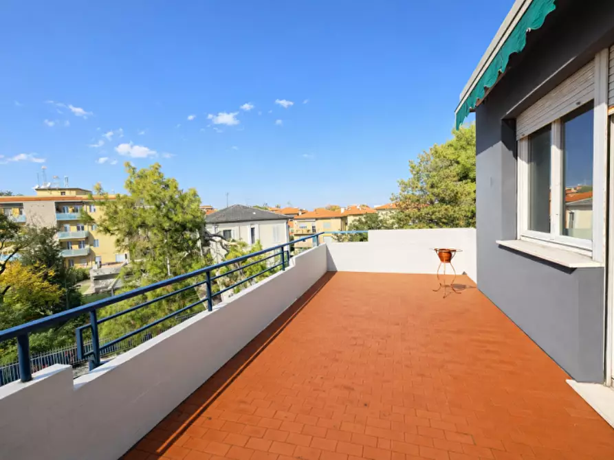 Immagine 7 di Appartamento in vendita  in Via Bramante a Senigallia