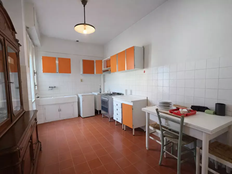 Immagine 10 di Appartamento in vendita  in Via Bramante a Senigallia