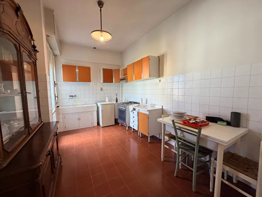 Immagine 10 di Appartamento in vendita  a Senigallia