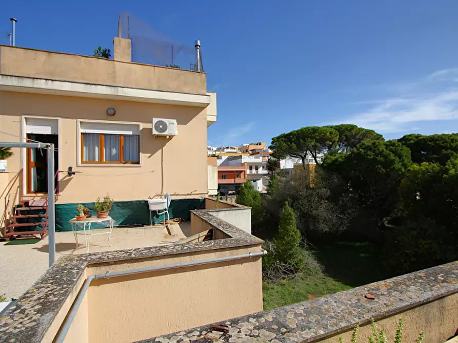 Immagine 27 di Appartamento in vendita  in Viale Italia a Matino