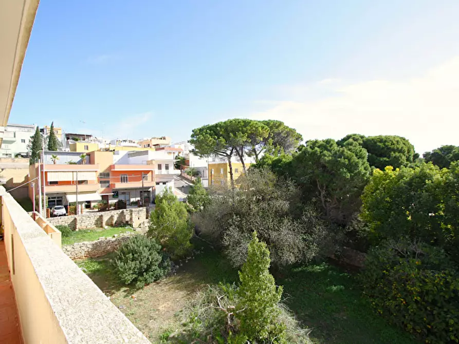 Immagine 30 di Appartamento in vendita  in Viale Italia a Matino