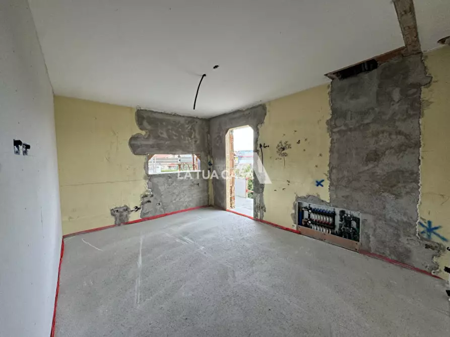 Immagine 1 di Appartamento in vendita  a Villafranca Di Verona