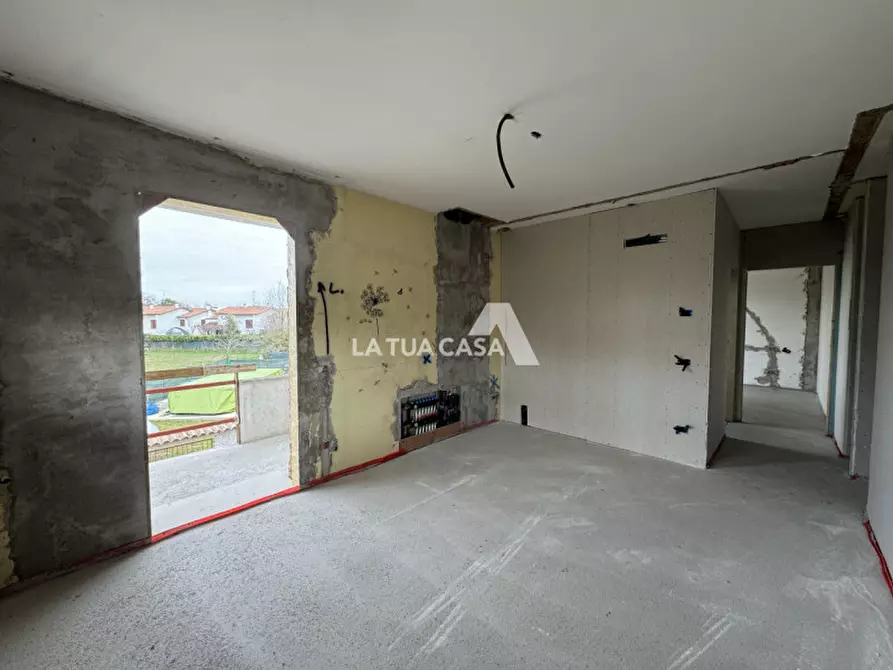 Immagine 2 di Appartamento in vendita  a Villafranca Di Verona