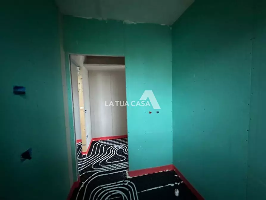 Immagine 7 di Appartamento in vendita  a Villafranca Di Verona