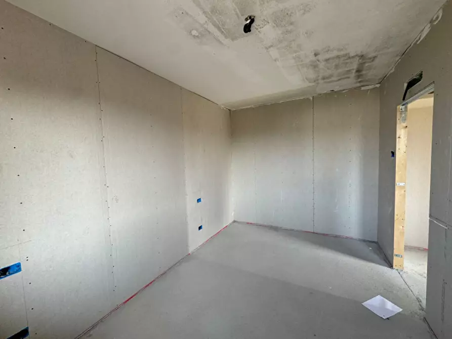 Immagine 9 di Appartamento in vendita  a Villafranca Di Verona