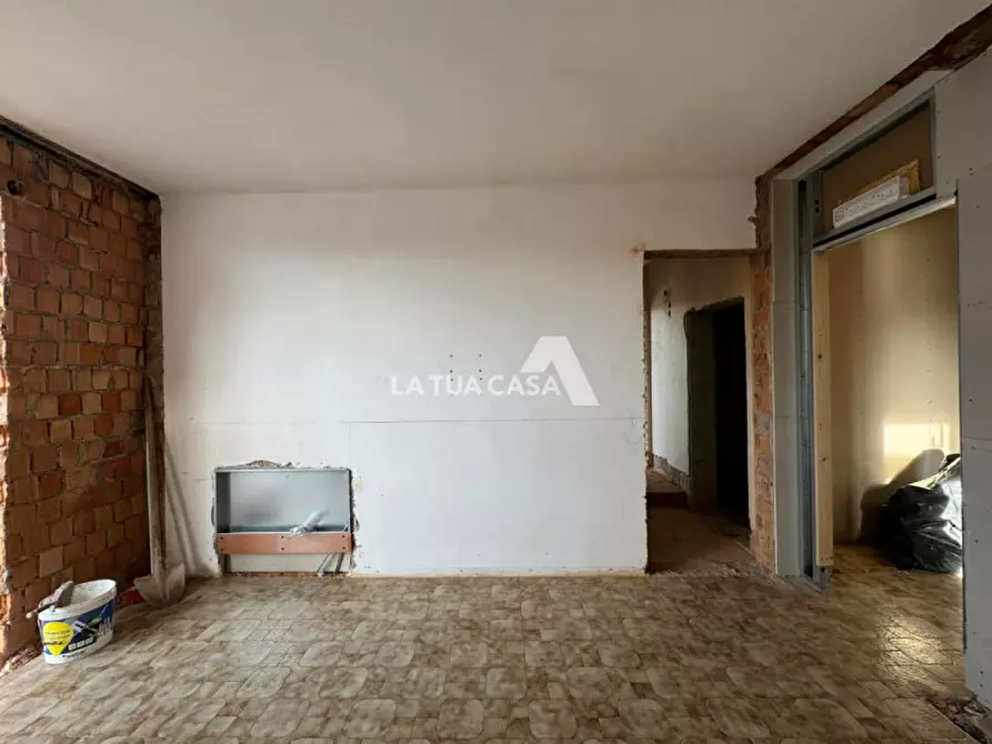 Immagine 8 di Appartamento in vendita  a Villafranca Di Verona