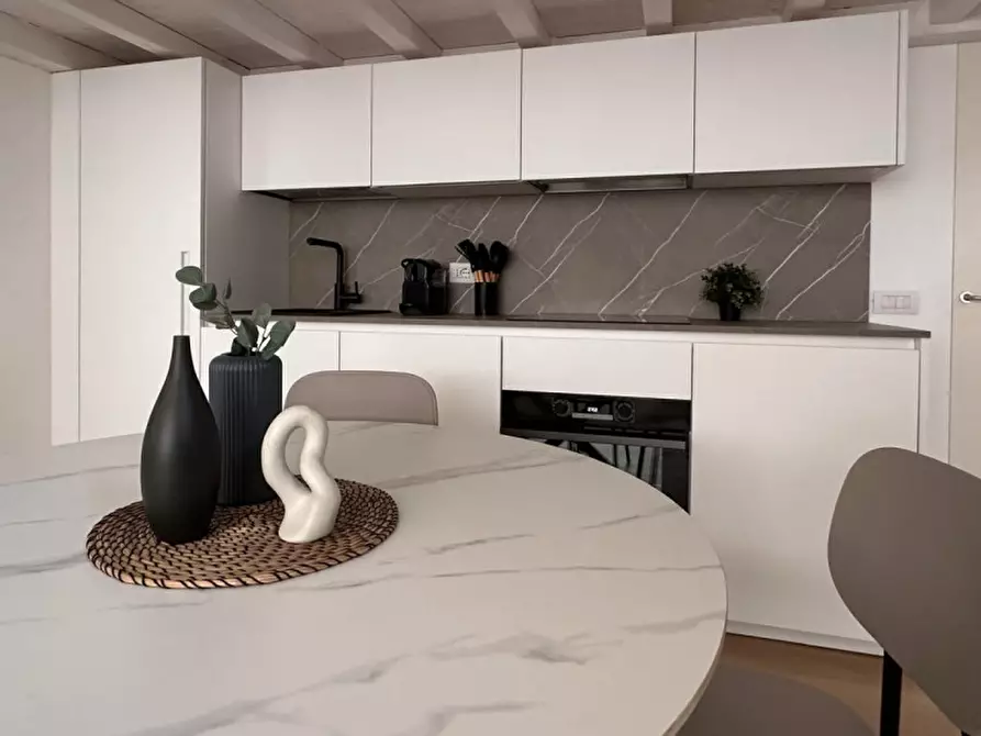 Immagine 5 di Appartamento in vendita  in Via Nino Bixio 33 a Milano