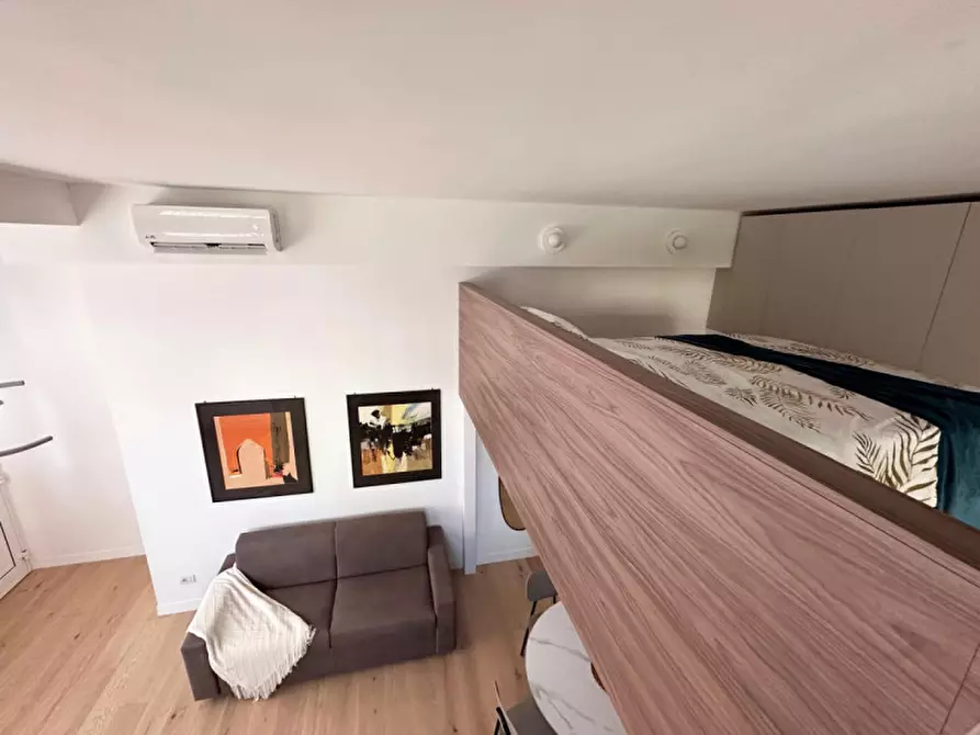 Immagine 11 di Appartamento in vendita  in Via Nino Bixio 33 a Milano