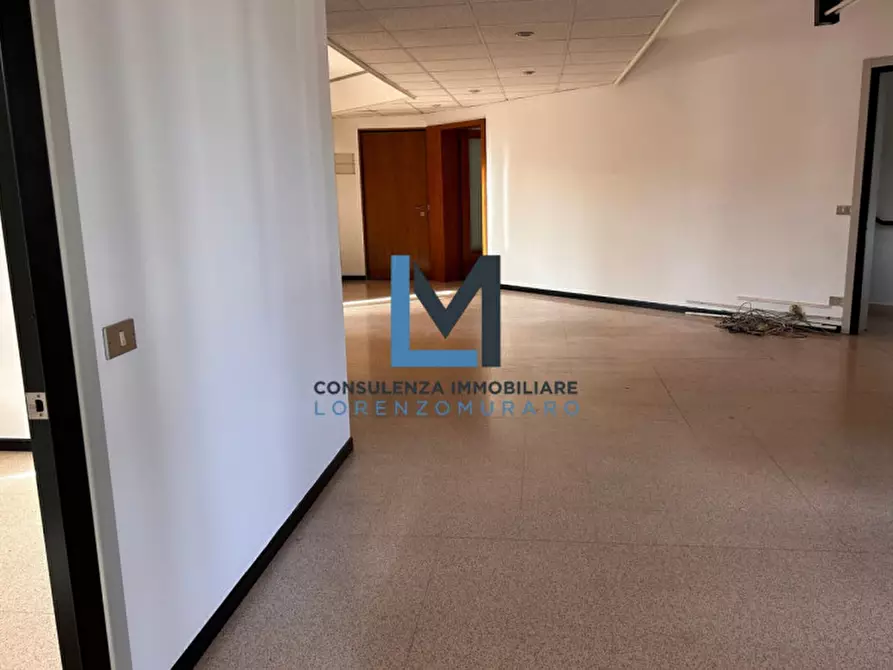 Immagine 5 di Ufficio in affitto  a Montebelluna