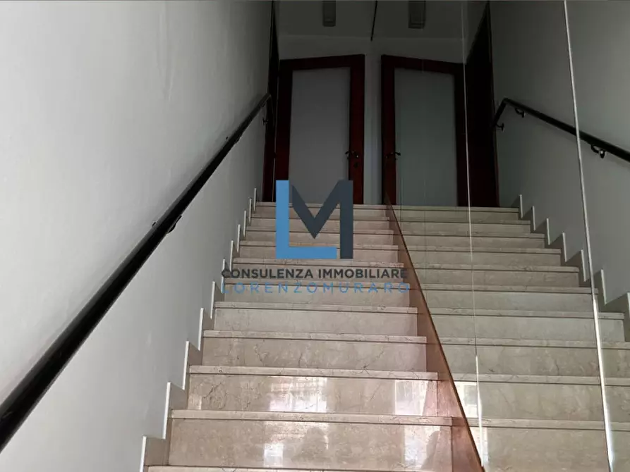 Immagine 8 di Ufficio in affitto  a Montebelluna