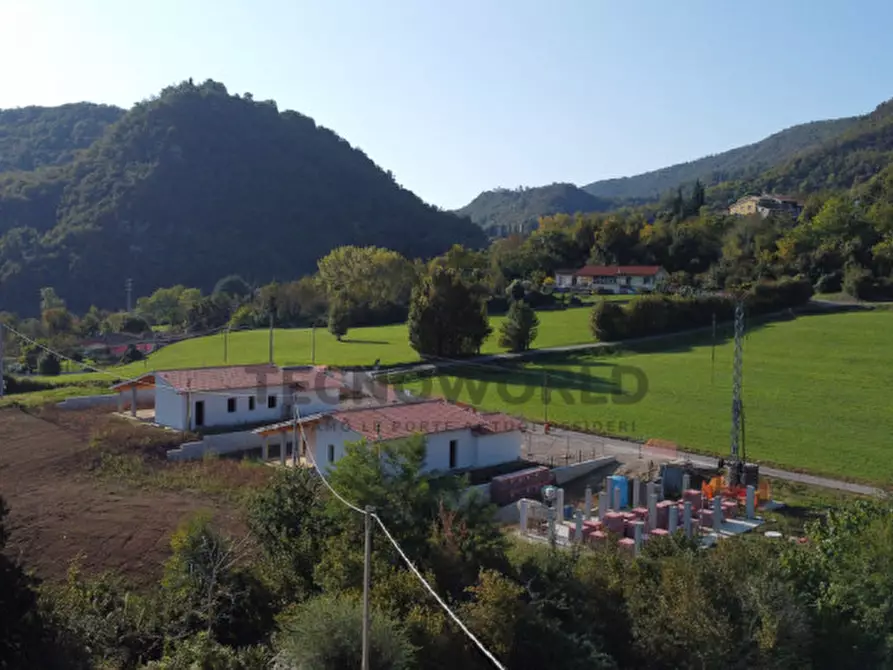 Immagine 9 di Villa in vendita  in via guzzan a Monte Di Malo