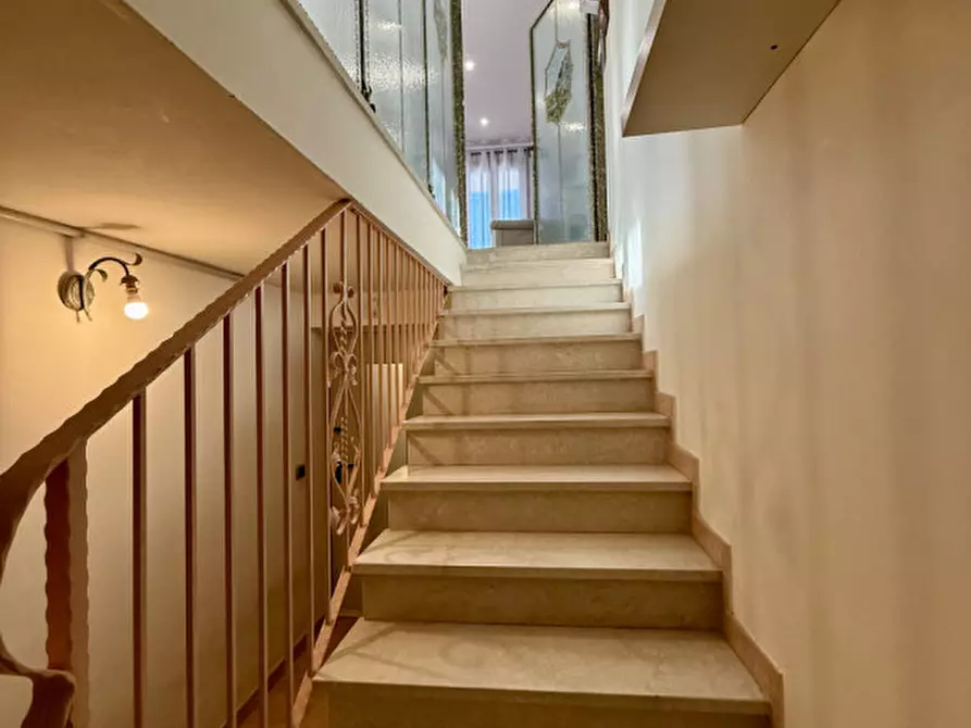 Immagine 9 di Casa bifamiliare in vendita  in Via Deserto a Este