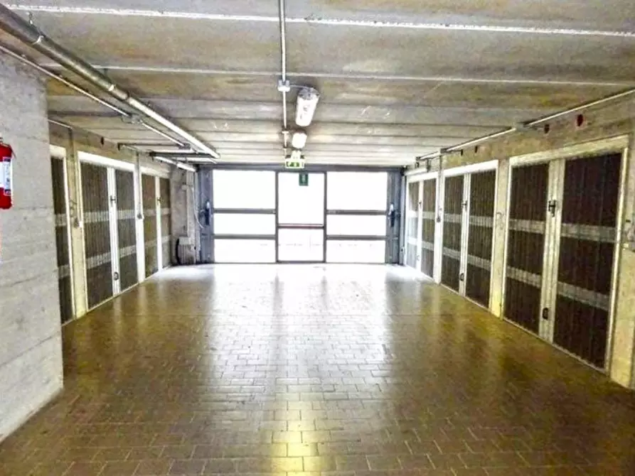 Immagine 7 di Posto auto in vendita  in via Anconetani, N. 2 a Jesi