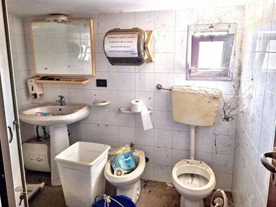 Immagine 15 di Magazzino in vendita  in Contrada S. Gaetano, 91011 Alcamo TP, Italia a Alcamo