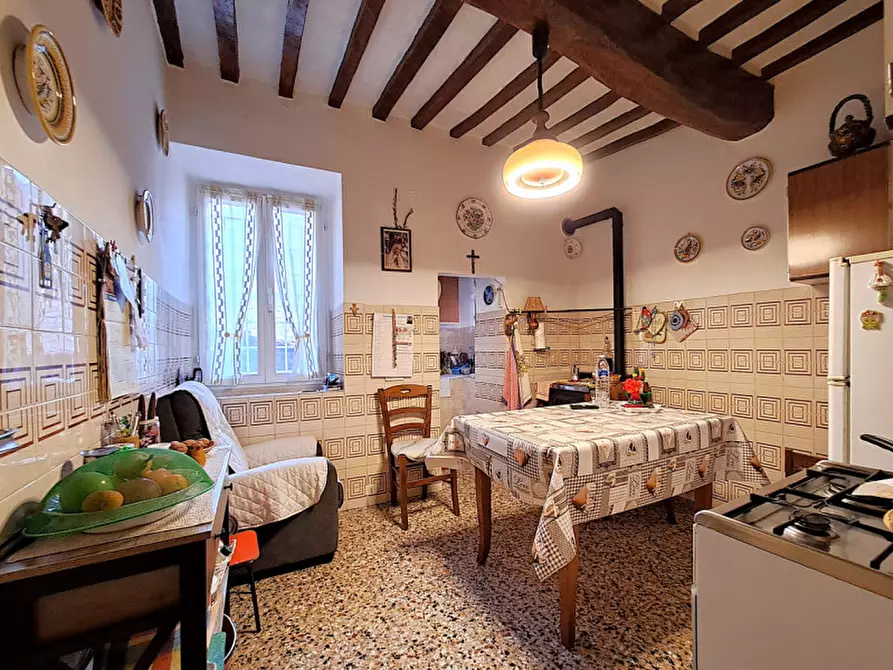 Immagine 6 di Appartamento in vendita  a Passignano Sul Trasimeno