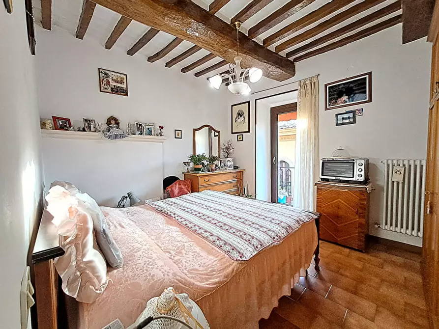 Immagine 9 di Appartamento in vendita  a Passignano Sul Trasimeno