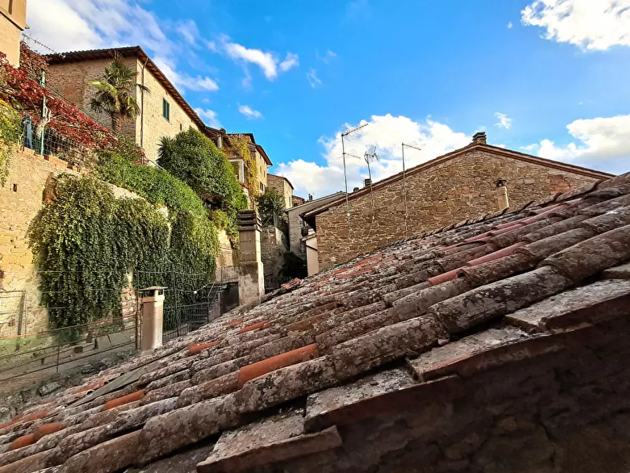 Immagine 11 di Appartamento in vendita  a Passignano Sul Trasimeno