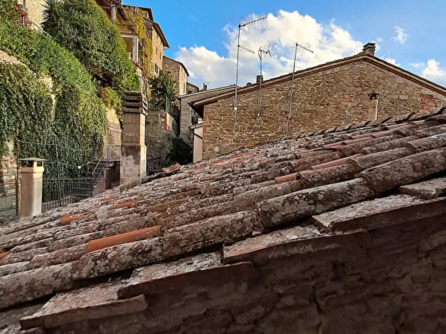 Immagine 12 di Appartamento in vendita  a Passignano Sul Trasimeno